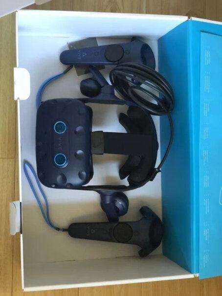 VR眼镜HTC VIVE PRO 2.0 VR眼镜怎么样？使用良心测评分享。