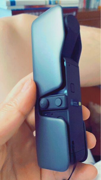 DJI Pocket 2 云台相机我觉得这个显示屏很小，拍视频时可以在手机上直接显示吗？