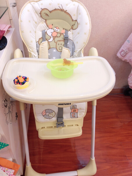 神马shenma多功能儿童餐椅折叠婴儿餐椅坐垫可以拆卸洗吗？