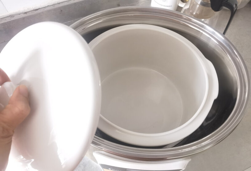 天际TONZE电炖锅3L大容量电炖盅煲汤做粥好了会自动跳闸吗？