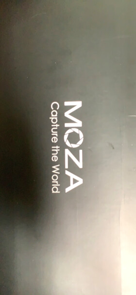 MOZA AirCross2稳定器 尊享版索尼a7m3套机那个28-70会不会卡住眼罩？ 这款可以加提壶么？