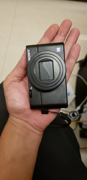 数码相机索尼DSC-RX100M7数码相机应该注意哪些方面细节！适不适合你！看质量怎么样！