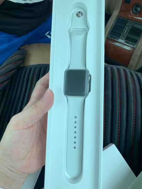 Apple Watch 3智能手表可以带着游泳吗？