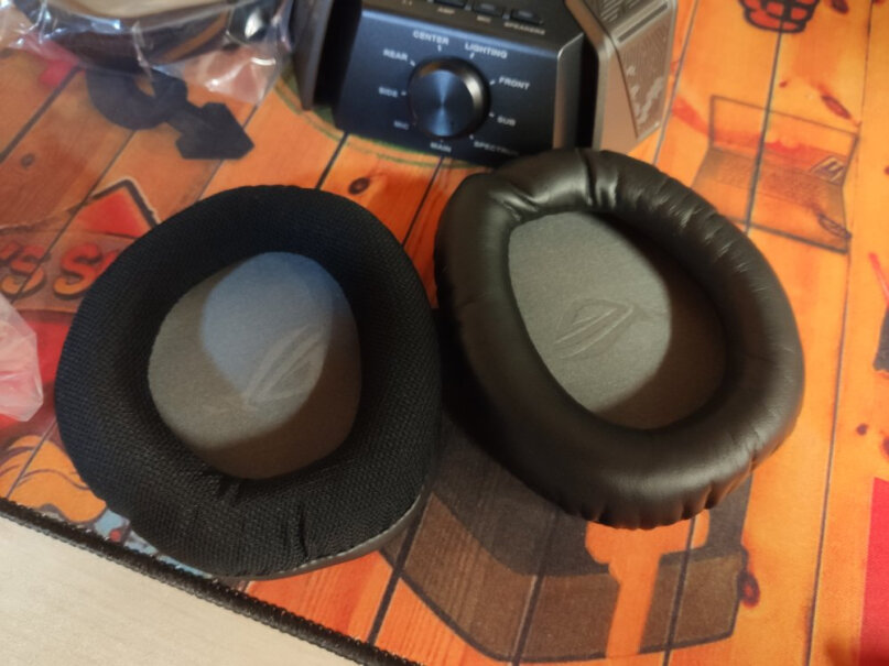 ROG风行GO朋克粉游戏耳机罩子怎么换？