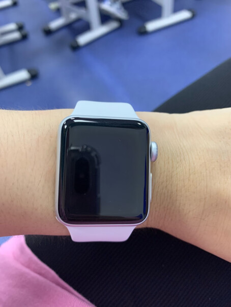 Apple Watch 3智能手表能用20瓦快充头吗？