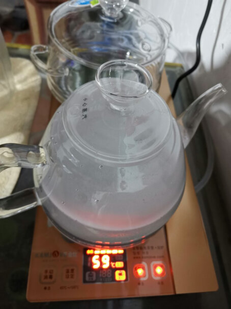 金灶颐和园版涌泉式底部全自动上水电热水壶茶具烧水壶电茶炉上水管怎连接的？
