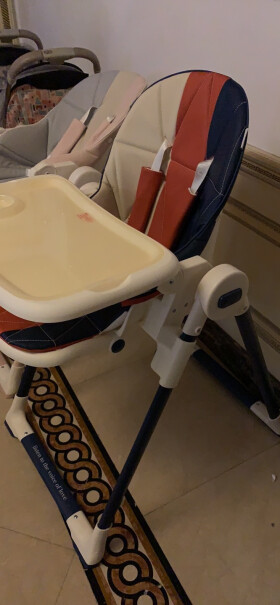 爱音宝宝餐椅儿童婴幼儿餐椅座椅两岁25斤用会不会小？