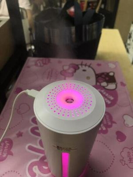 为伴彩光杯加湿器声音大不大啊？