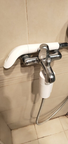 飞利浦淋浴净水器浴室洗澡沐浴过滤器你们的滤芯会掉粉出来吗？