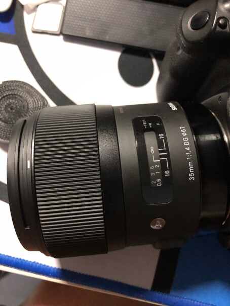 适马35mm F1.4 DG HSM镜头能拍星空么？