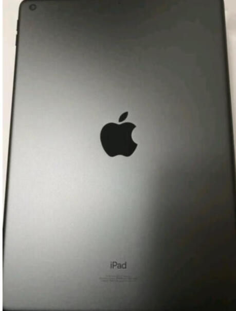 AppleiPad10.92022年款64GBWLAN平板这个屏幕和9代屏幕的哪个对眼睛伤害小点？