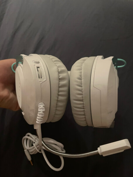华硕ASUS天选游戏耳机耳罩能拆卸更换吗？
