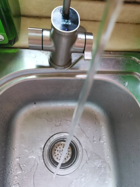 小米净水器家用净水机S1800G厨下式大家使用生活用水有没有用测水笔测试一下，我的跟自来水指数一模一样！？客服居然也认可？！这该怎么说？
