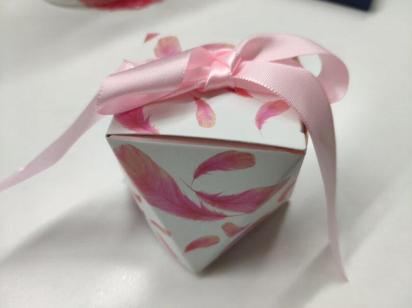 婚庆节庆热带森林西式结婚喜糖盒子纸盒糖果盒结婚婚庆用品婚礼喜糖包装袋应该怎么样选择,评测质量怎么样！