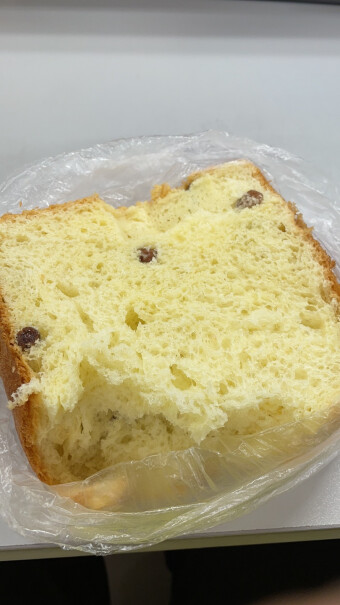 东菱Donlim烤面包机厨师机不加黄油能不能做面包呀？
