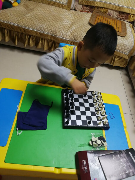 国际象棋友邦国际象棋磁性折叠圆角款棋盘质量靠谱吗,曝光配置窍门防踩坑！