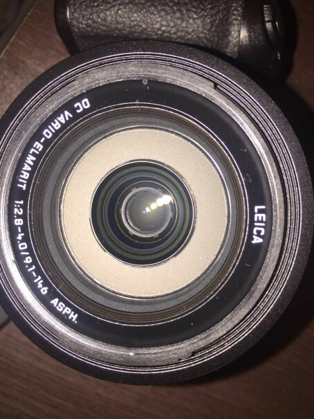 松下LX100M2数码相机可以换镜头吗？