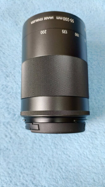 佳能EF-M 32mm定焦镜头EOS M100可以用吗？