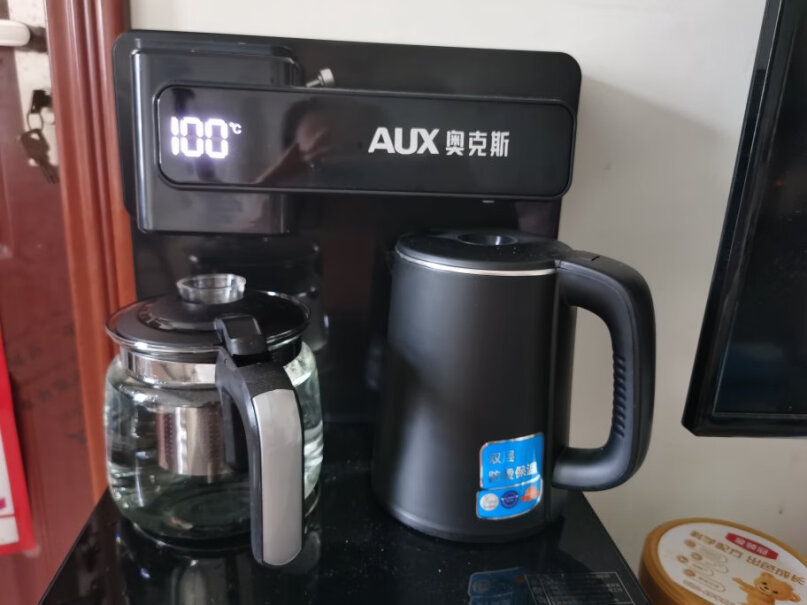 奥克斯茶吧机家用多功能智能遥控温热型立式饮水机水烧开时总是会溢出来，加水的时间可以调吗？