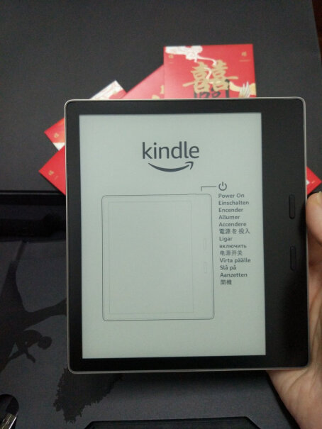 Kindle Oasis 尊享版 电纸书 7英寸 WiFi保护套有必要买吗？