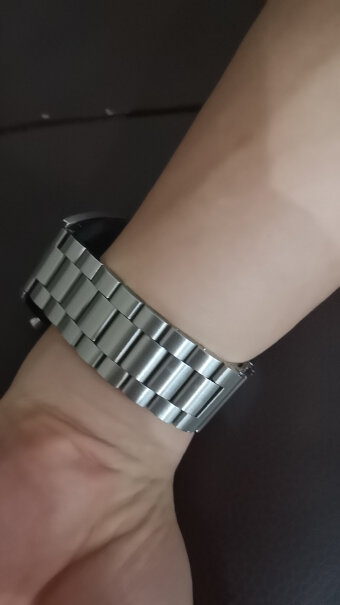 阿奇猫 华为手表表带 定制金属表链有色差吗？