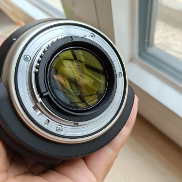 镜头腾龙A032 24-70mm F/2.8变焦镜头功能真的不好吗,评测质量怎么样！