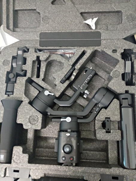 DJI RSC 2手持稳定器套装我就问一下有买家收到了赠送的提壶吗？？？