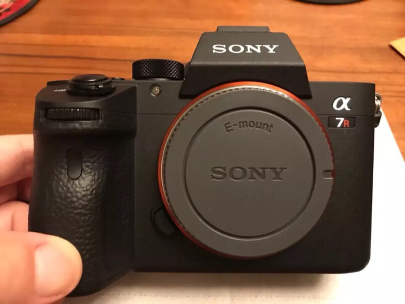 SONY A7R III套装这么贵的机器居然没有机内raw处理功能，不能快调出片，真失望。你们有什么解决办法吗？