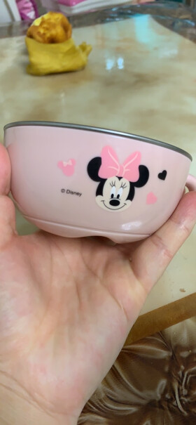 迪士尼儿童餐具婴儿辅食碗宝宝316不锈钢餐具沙拉碗这个可以注水保温吗？