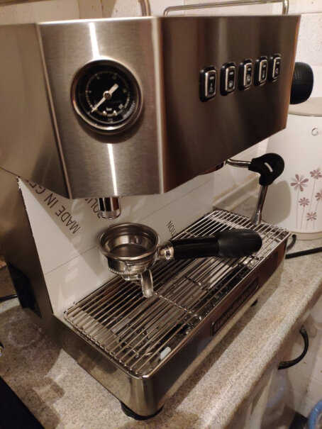 咖啡机格米莱半自动家用商用咖啡机意式多少钱？入手使用1个月感受揭露？