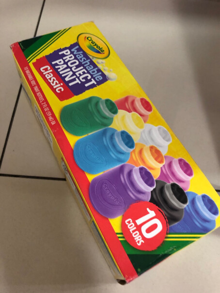美国绘儿乐10色可水洗水彩颜料2盎司分装颜料盒手指画涂绘DIY颜料绘画工具儿童礼物54-1205是最近的生产日期吗？