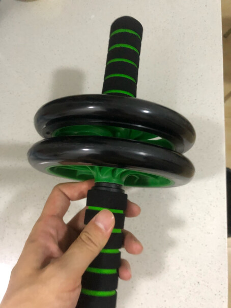 凯速静音型双轮健腹器腹肌轮健腹轮滚轮PR41绿色想知道怎么用&hellip; 有没有标准的动作给我参照一下？