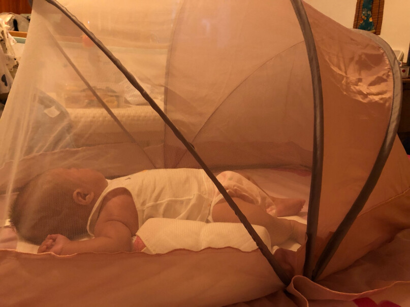 babycare婴儿蚊帐罩可折叠全罩式宝宝蚊帐有气味没有？