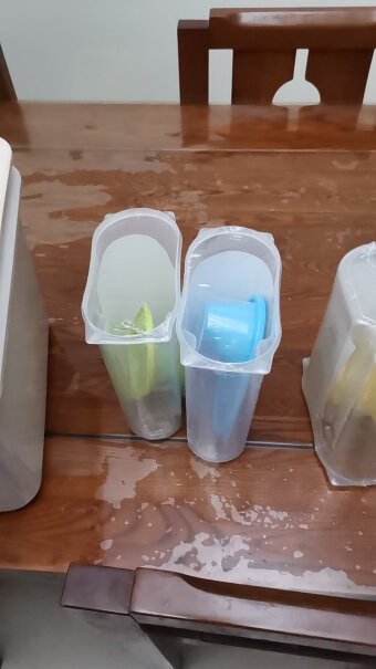 百露4个装超大厨房杂粮密封罐塑料五谷收纳罐储物罐每个盒子的容量是多少啊？