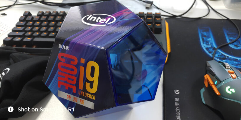 英特尔 i5-9600K CPU处理器玩LOL多少帧？