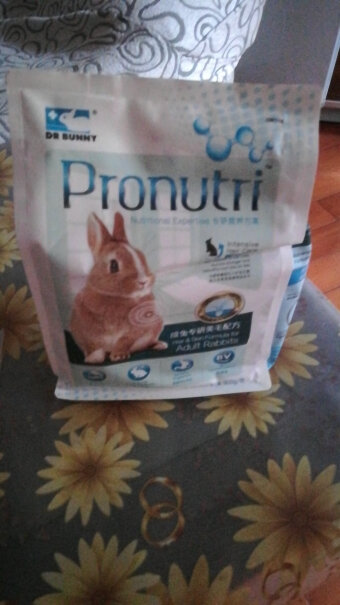 兔子用品Dr.Bunny兔博士成兔幼兔专研美毛配方兔粮主粮到底要怎么选择,要注意哪些质量细节！