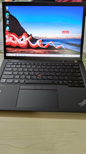 联想ThinkPadX13这款电脑可以支持180度翻转吗？