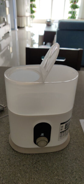 小白熊奶瓶消毒器带烘干器18.5L可以解冻么？