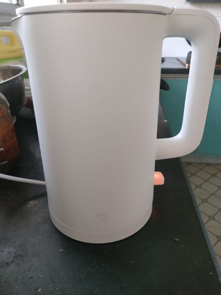水壶电热水壶开水壶米家电水壶3041800W暖水壶这电热水壶声音大么。质量如何？
