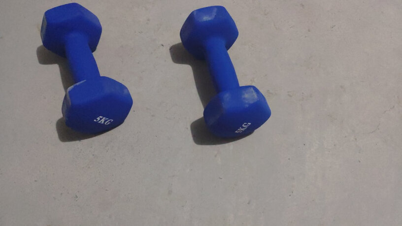 诚悦运动健身器材磨砂浸塑哑铃10公斤CY-102蓝色1米七，120斤体重，适合多重的哑铃？