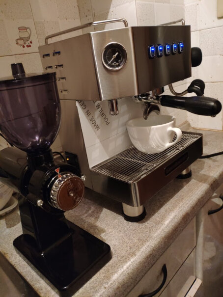 咖啡机格米莱半自动家用商用咖啡机意式多少钱？入手使用1个月感受揭露？