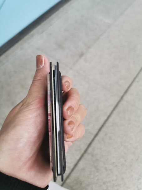 卡包名片夹NewBring碳纤维卡包超薄男士钱包功能真的不好吗,全方位评测分享！