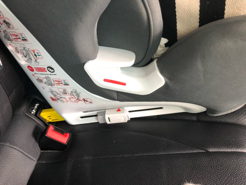 安全座椅袋鼠爸爸汽车儿童安全座椅9个月-12岁ISOFIX接口测评结果震惊你！优缺点分析测评？
