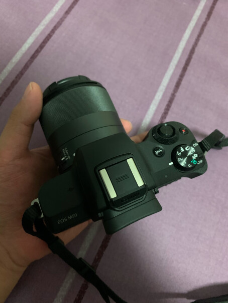佳能EF-M 32mm定焦镜头适合M50用吗？