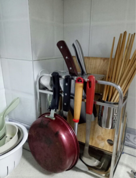 四季沐歌厨房用品沐歌置物架菜板砧板刀架收纳不锈钢会摔下来吗？