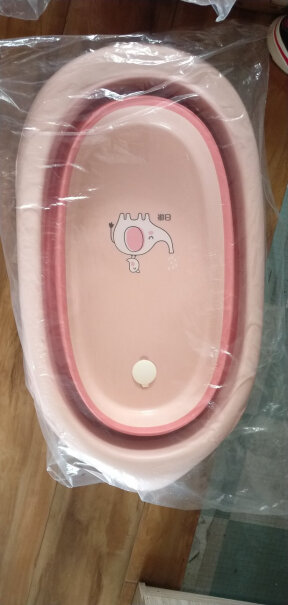 日康（rikang浴盆刚出生的宝宝能用浴网洗澡吗？还是要用垫子？