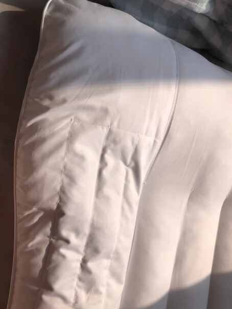 富安娜家纺圣之花枕头芯颈椎枕草本枕芯这几款有什么不同么？
