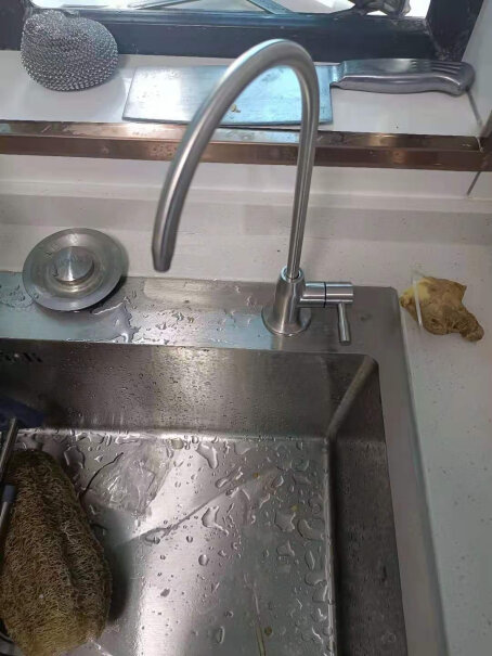 安吉尔净水器家用京品家电农村的使用井水可以安装净水器吗？还有没有水槽可以安装吗？