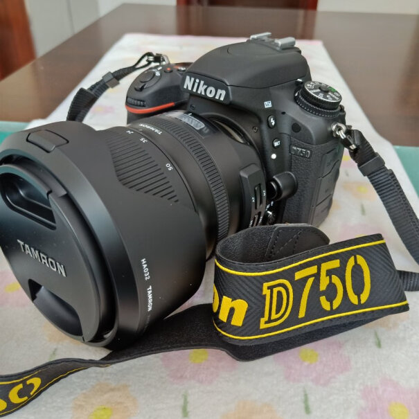 镜头腾龙A032 24-70mm F/2.8变焦镜头功能真的不好吗,评测质量怎么样！