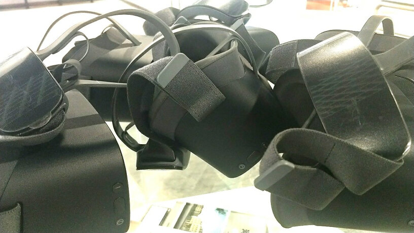 小怪兽2 4K增强版VR一体机戴眼镜怎么玩？会不会看不清？